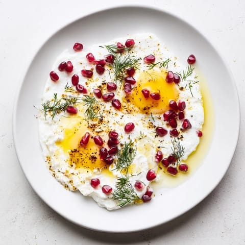 Çılbır Sumac Pomegranate Dish